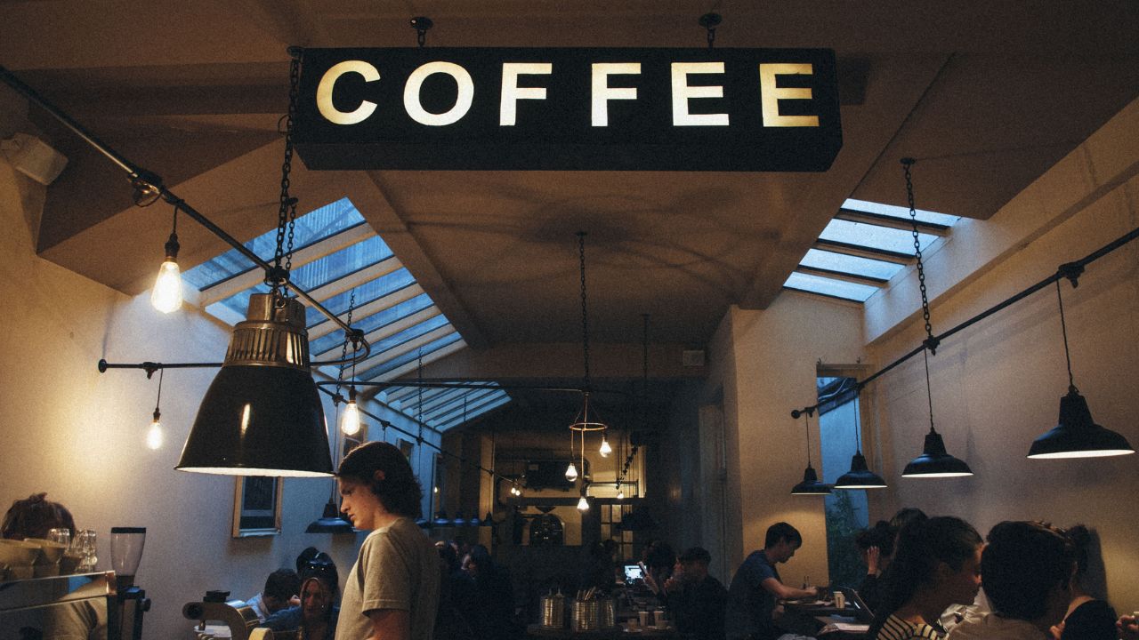 Coffee shops in Paris that are cool